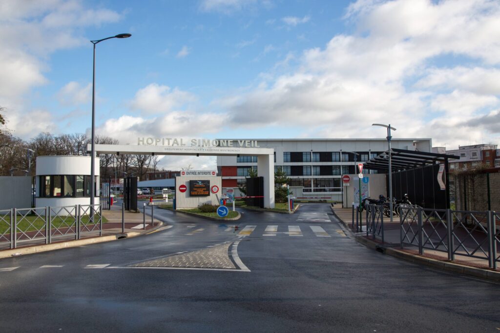 hopital simone veil