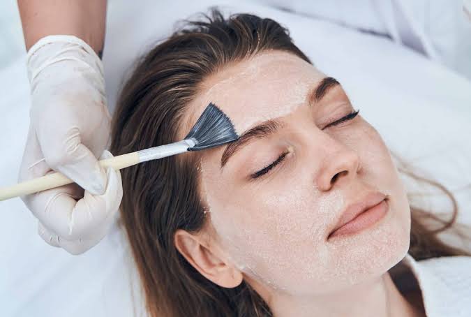 peeling visage